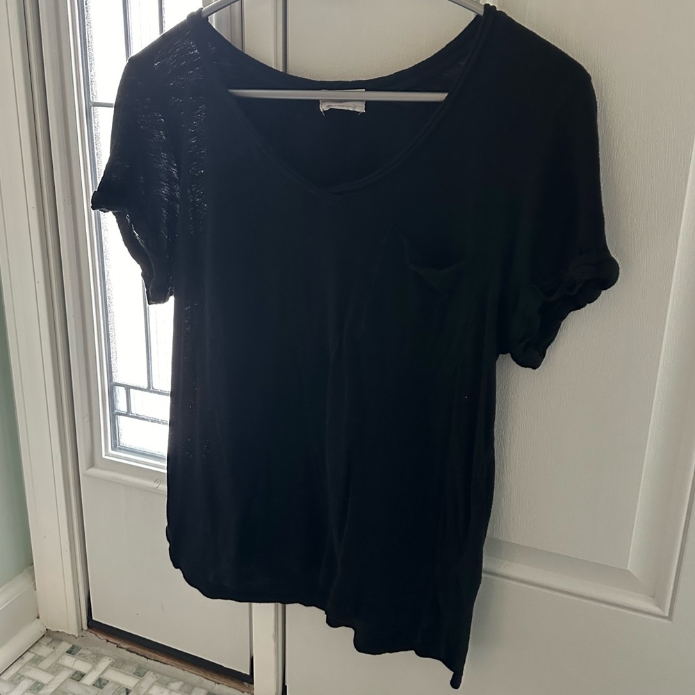 t. la Women’s V-Neck, Pocket T-Shirt